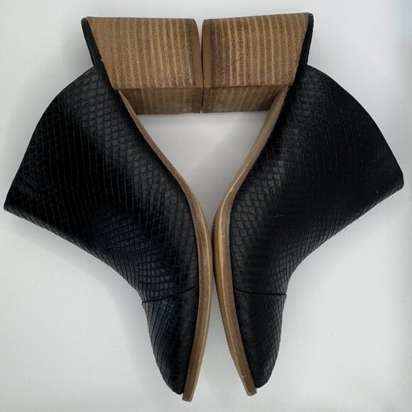 Report Pointed Toe TOSH Mule Block Heel Black Snakeskin Texture Print Sz. 7.5 - Picture 1 of 9